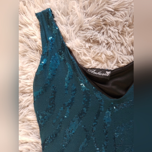 MENDOCINO Sequins Mini dress - Picture 7 of 10